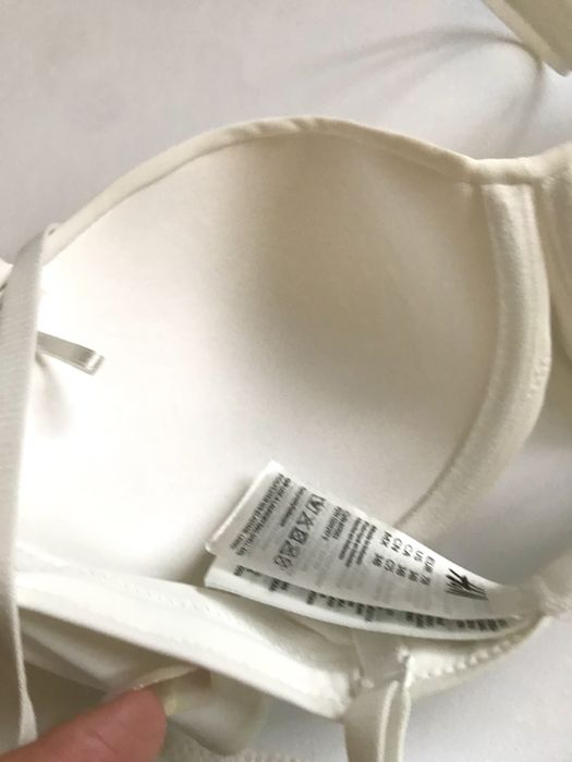 Бюстгалтер/Бандо. Білий. H&M. Гладкий. 75В
