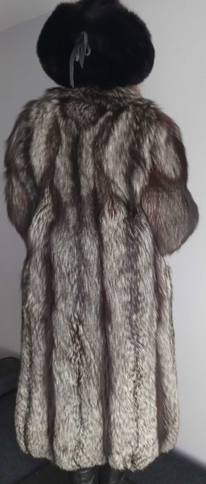 Futro z lisa srebrnego, z lisów srebrnych