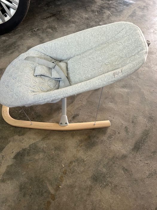 Cadeira de baloiço para bebé