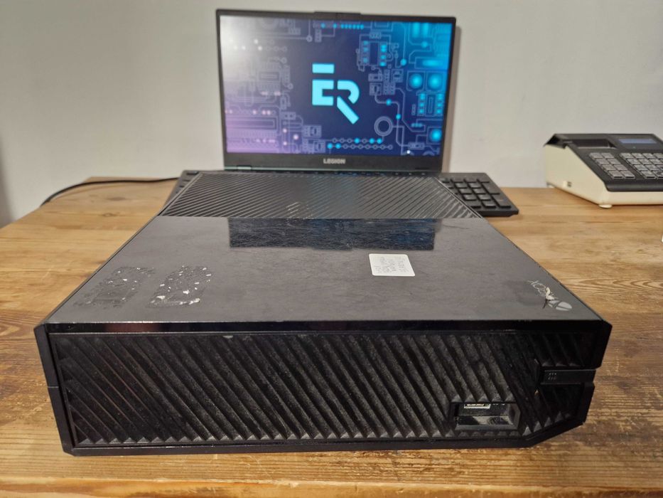 Konsola Xbox One czarny (4501)