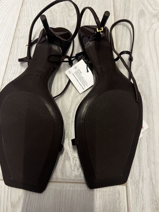 Босоніжки Zara р.42