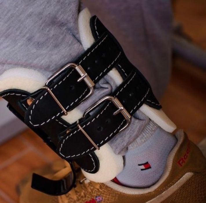 Buty grawitacyjne haki na nogi