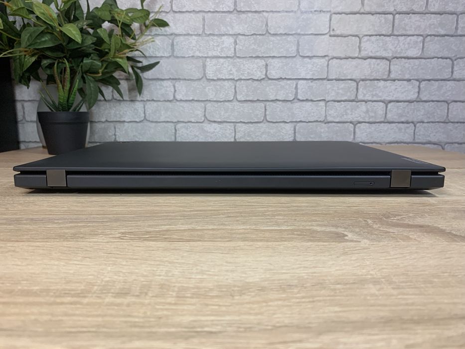 Lenovo ThinkPad P16s Gen2 (16”IPS/i7-1360P/32GB/1TB/RTX A500) ноутбук