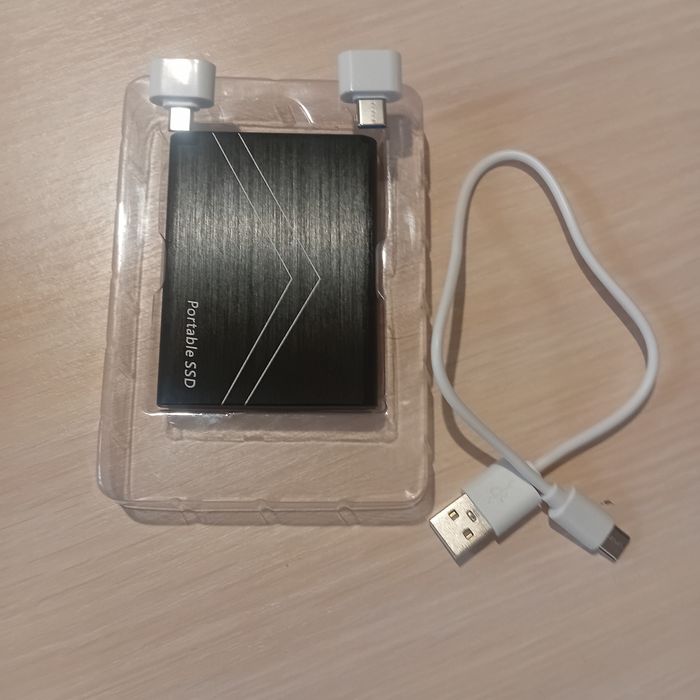 Зовнішній ssd-накопичувача dealmor 2 тб