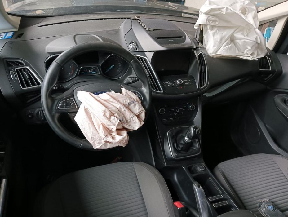 Grelha Arejadora Ford C-Max