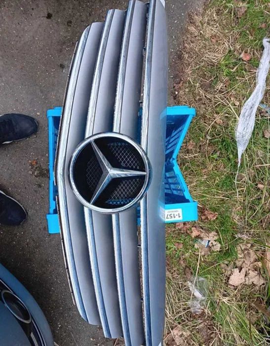 Продам решітку на мерседес w169