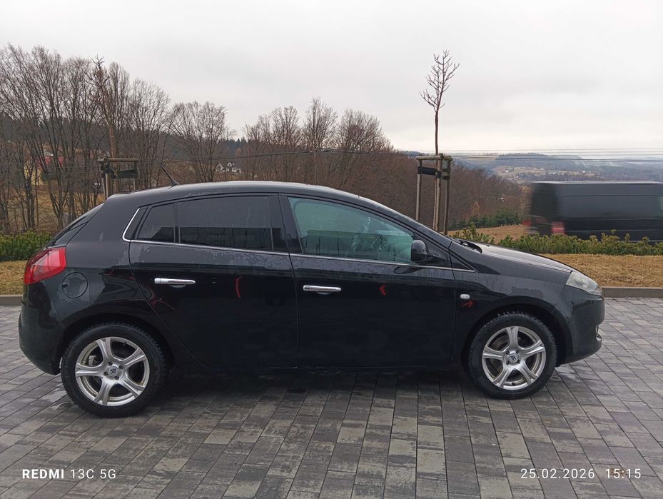 Fiat Bravo samochód osobowy