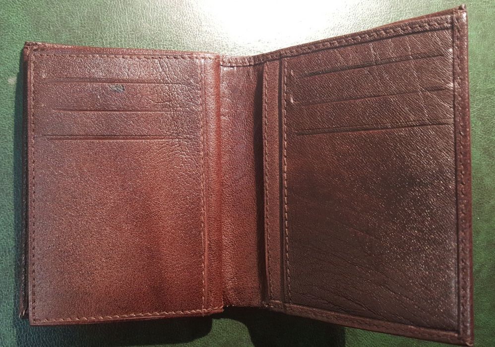 Carteira em pele Castanha