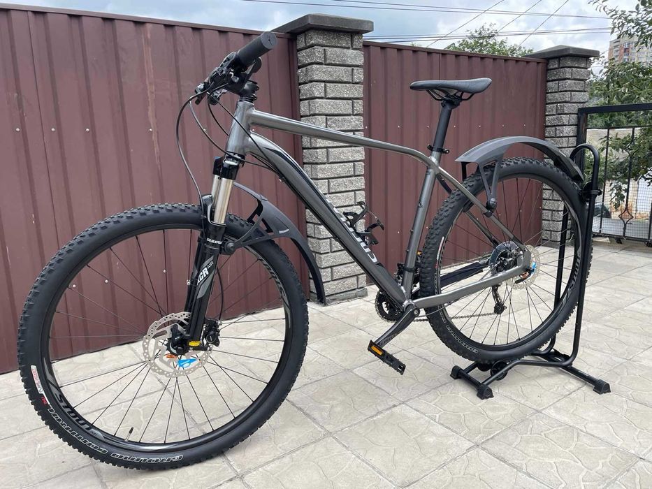Велосипед Specialized ROCKHOPPER COMP 29 + доп.оборудование