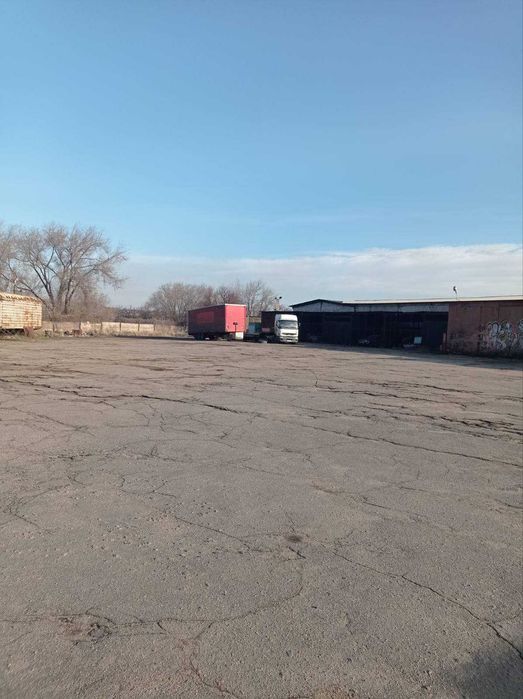 Сдаем в аренду офисные и промышленные помещения