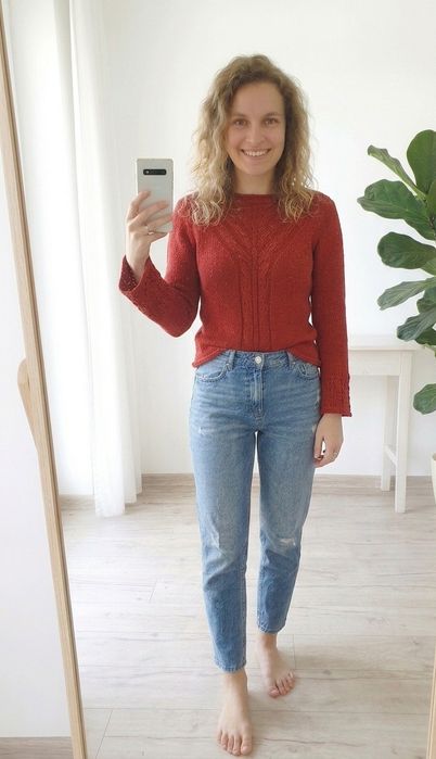 Czerwony sweter rozmiar 36