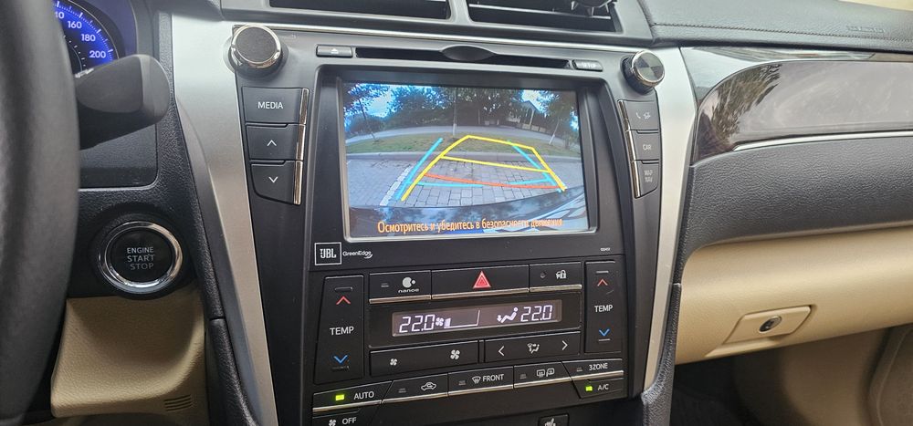 Продам Toyota Camry PREMIUM
