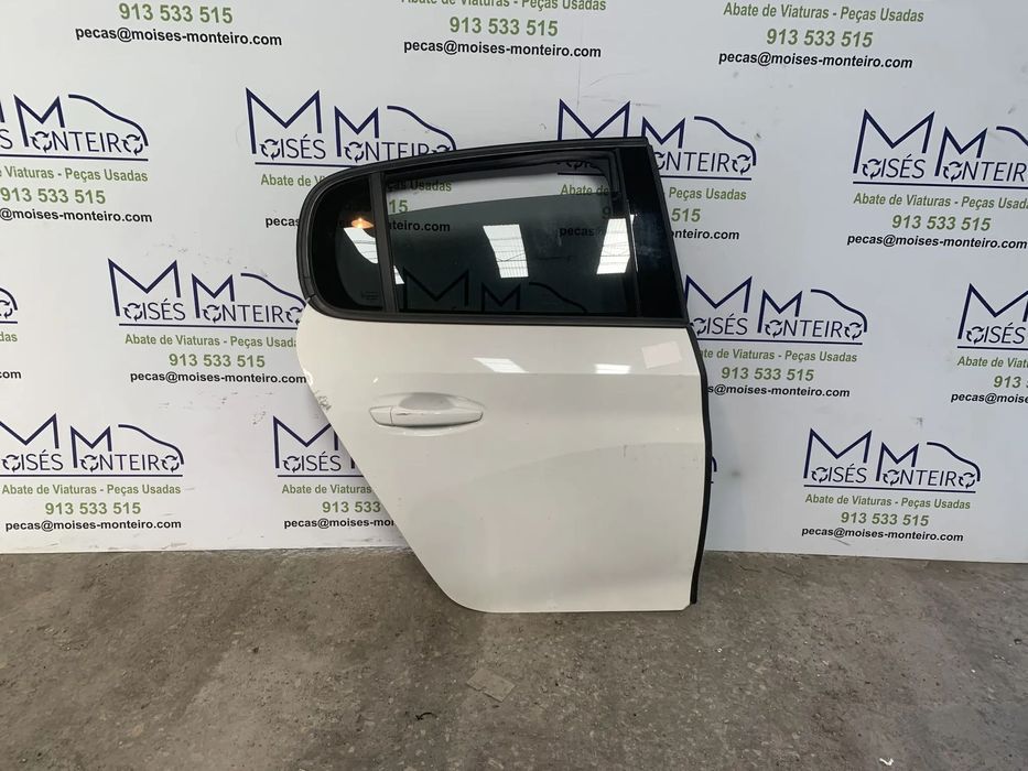 Porta Traseira Drt Peugeot 208 II C19 usada (UJ Desde 0619) Allure