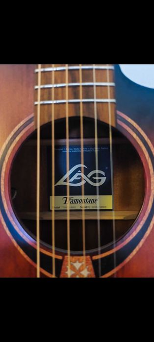 Guitarra eletro acústica