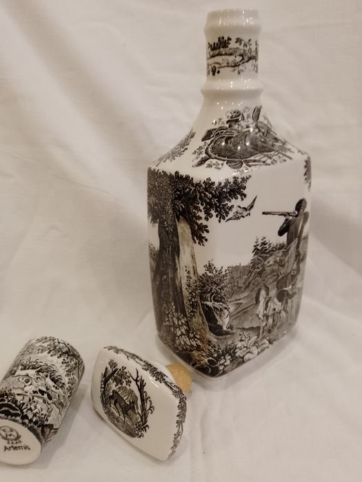 Графин с рюмками "Охота".Villeroy & Boch.Германия.