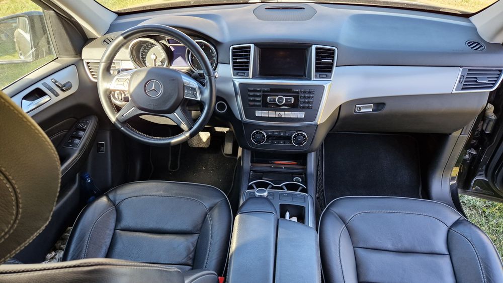 Mercedes Benz ML 359 BlueTec 4 Matic