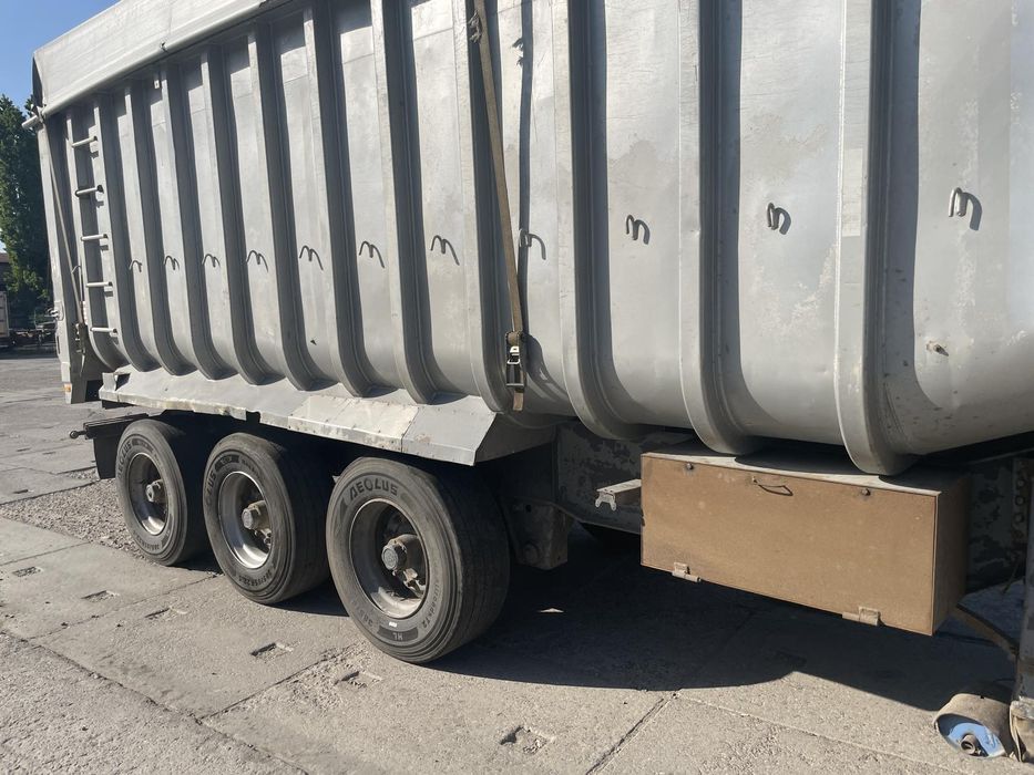 Продам полуприцеп самосвал