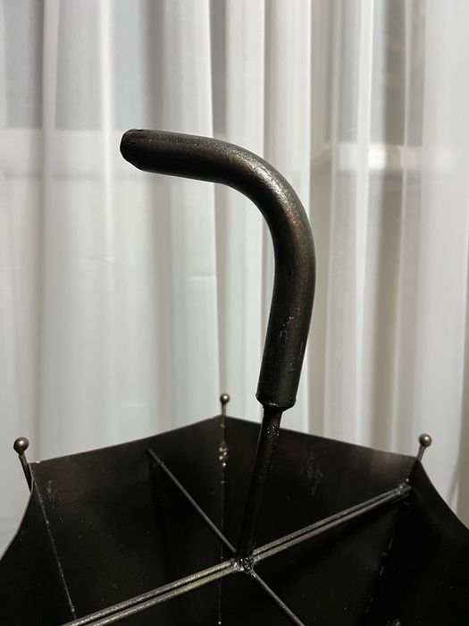 Урна у вигляді парасолі