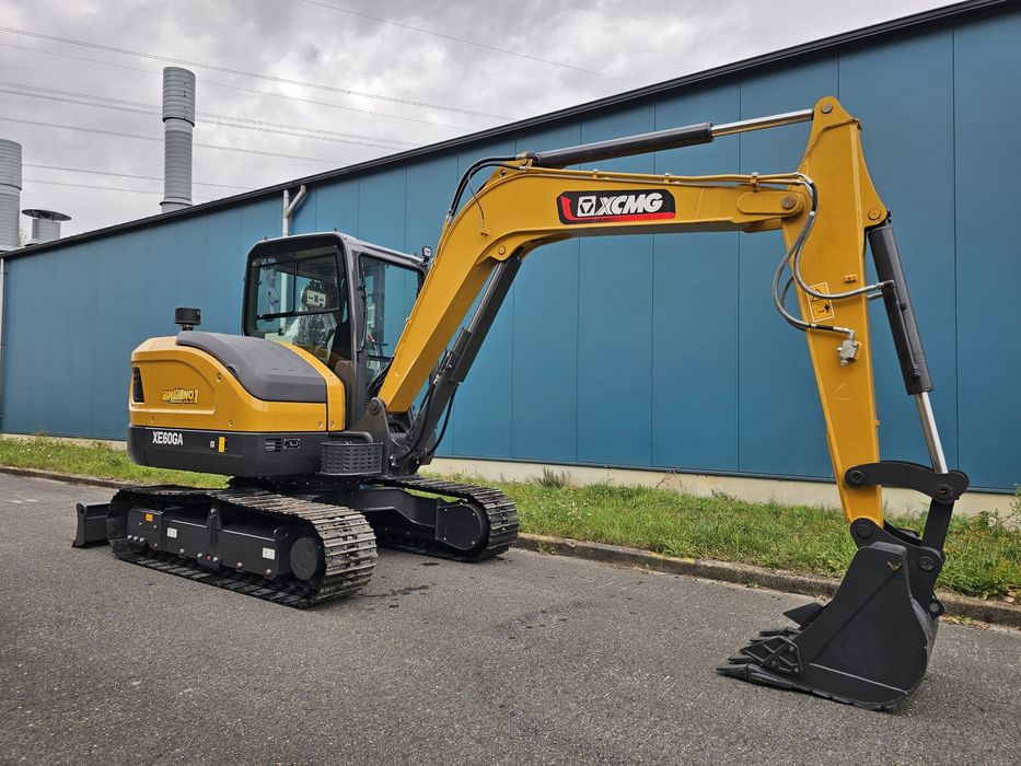 Mini escavadora giratória XCMG 6050kg