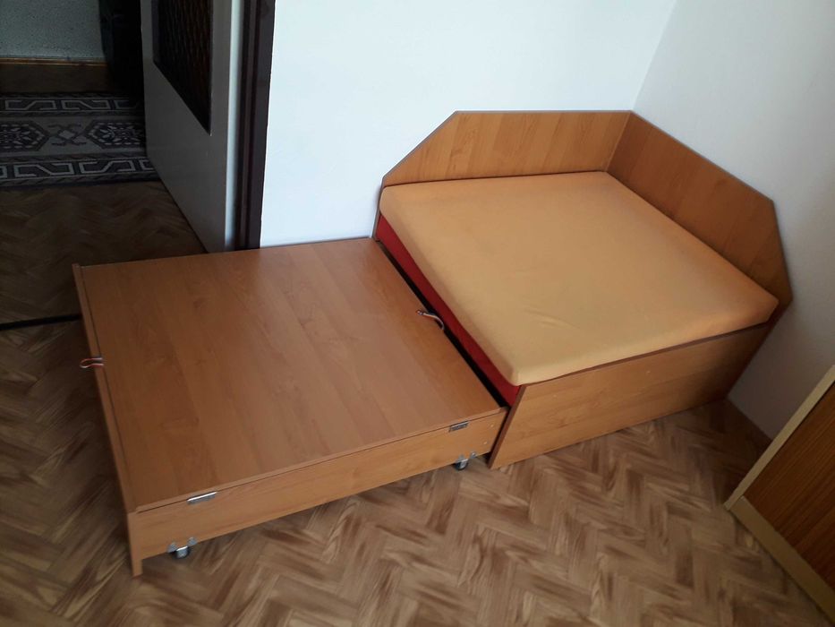 Narożnik, łóżko pojedyncze