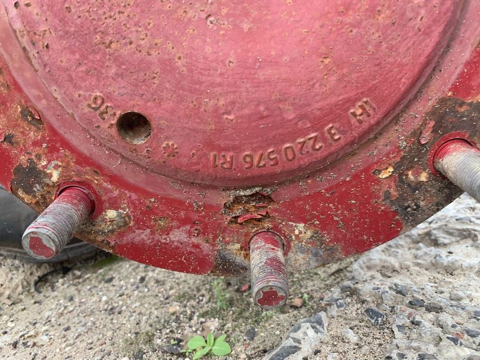ih 3 220 576 r1 półośka, zwolnica case, international