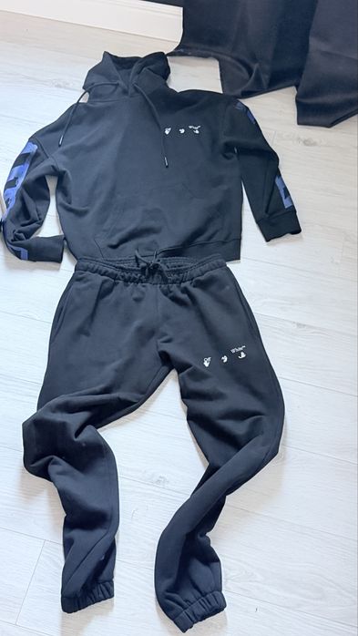 Dres off-white  super