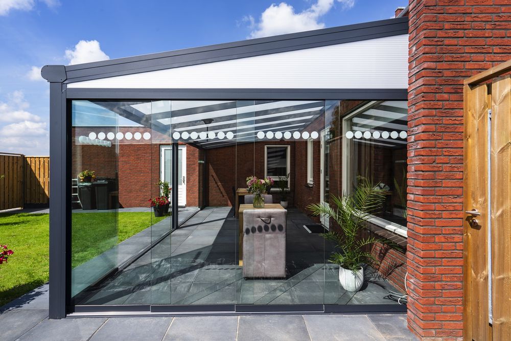 Zadaszenia tarasowe aluminiowe poliwęglan pergola system przesuwany