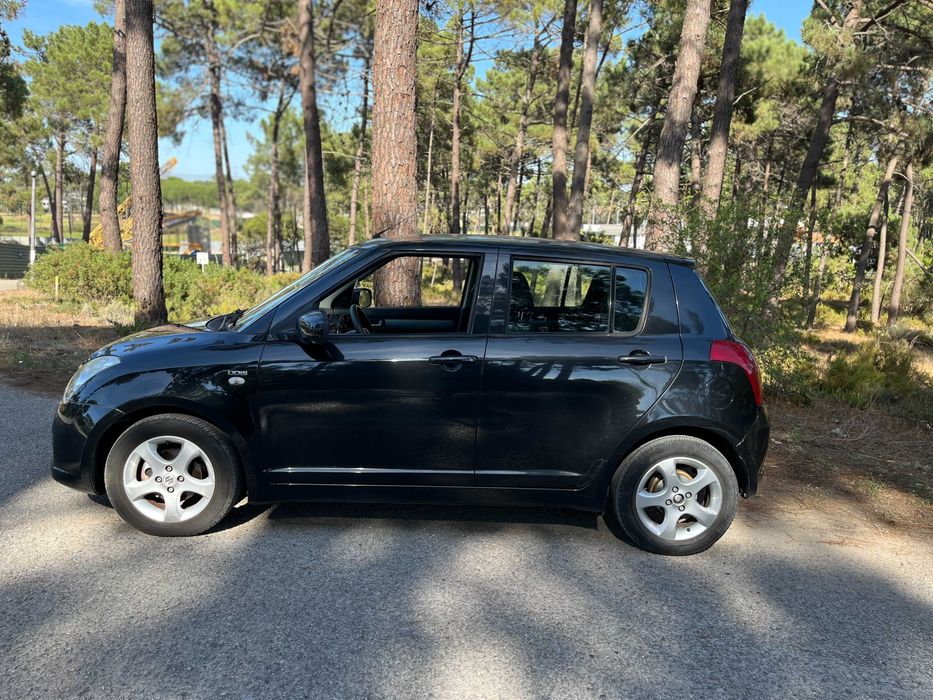 Suzuki Swift 1.3 DDiS foto 5