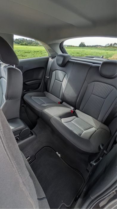 Audi A1 1.6 TDI 105cv