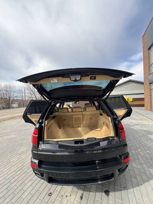 Продам чудовий автомобіль