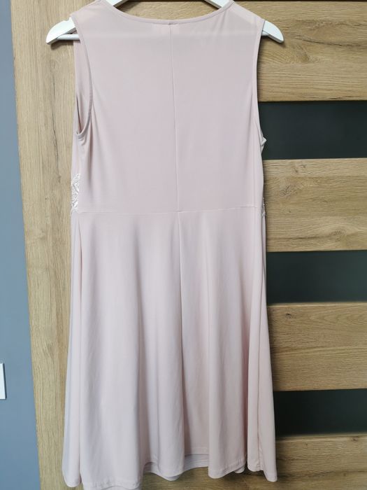 Sukienka pudrowy róż