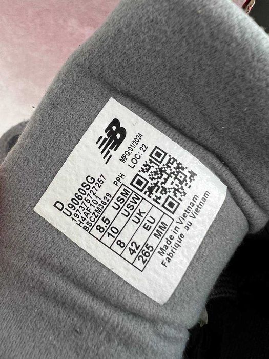 Женские кроссовки New Balance 9060 "Casterlock Grey" 36-40