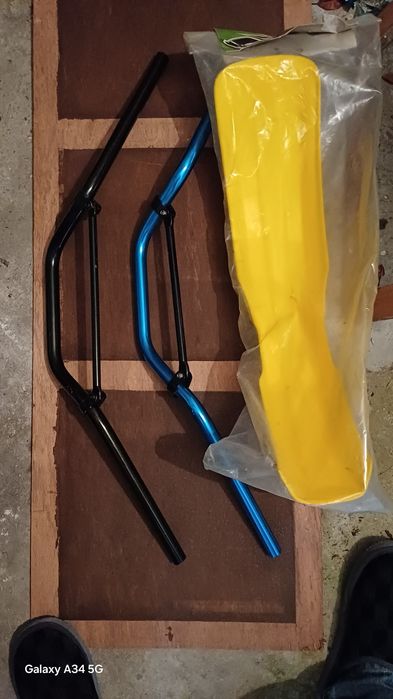 Peças e acessórios novas para motorizadas