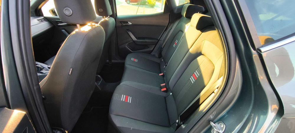 SEAT Arona FR carro citadino