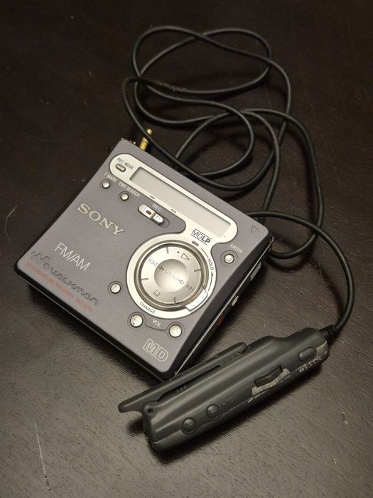 Minidisc Sony Walkman MZ-G750 z nagrywaniem + 56 MD