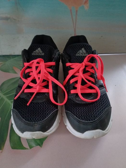 Adidas Running czarne z białymi podeszwami rozmiar 37 1/3