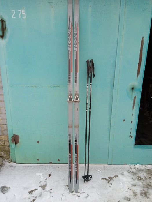 Продам лыжи б/у рабочие