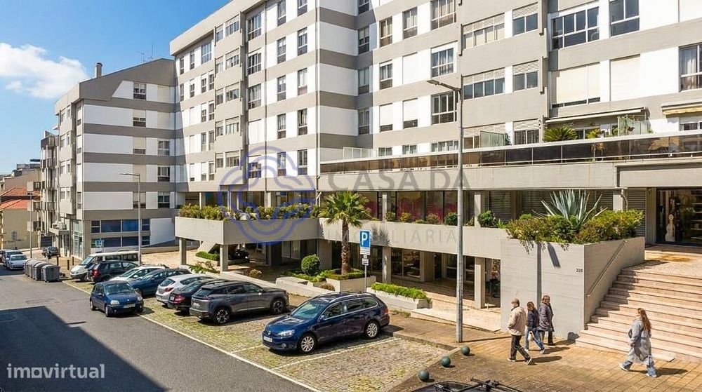Apartamento T4 | Dulpex | 3 Terraços | Ultimo Piso | 2 Lugares De Gara
