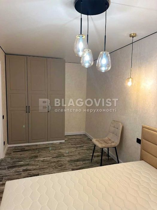 Продаж 2К. квартири метро Дарниця, проспект Миру, Дарницька Площа