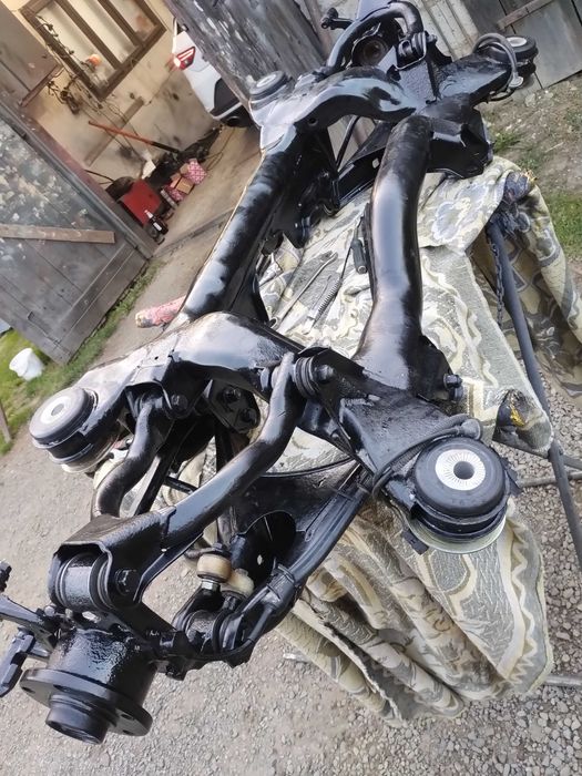 Wózek sanki zawieszenie tył passat b5 syncro 4x4 4motion kołyska belka