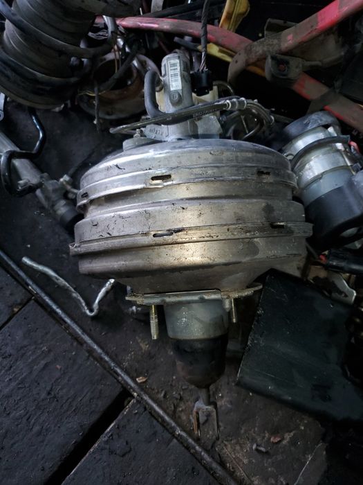 Вакуумний підсилювач гальм БМВ Е53 Е60 Е65 Е90 Е70 Е71 Ф01 Ф10 Ф30