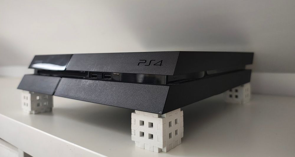 Konsola  PlayStation 4   PS4
