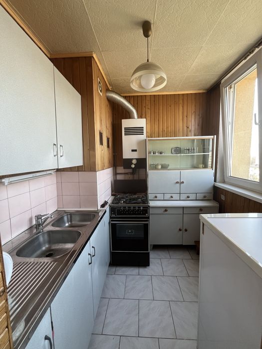 Tychy, 3 pokojowe mieszkanie 52,6 m2  do remontu.