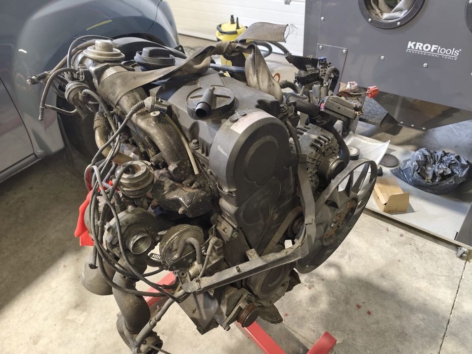 Motor  1.9 Tdi PD AVF 130cv
