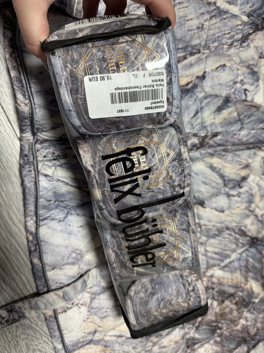 Комплект для коня виїздковий новий .Вальтрап і бинти.