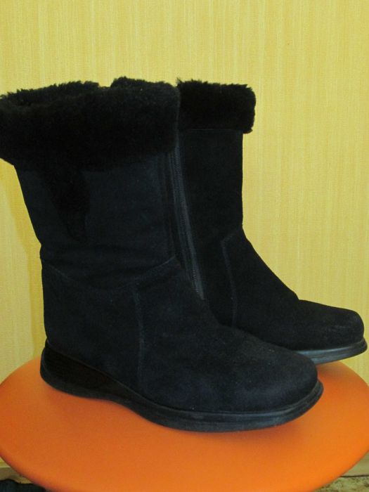 Сапоги женские Финляндия, натуральная замша и мех овчина р.35-36