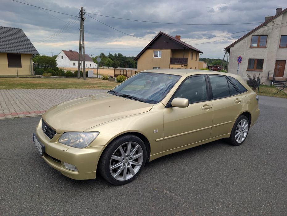 Lexus IS200  kombi RARYTAS
