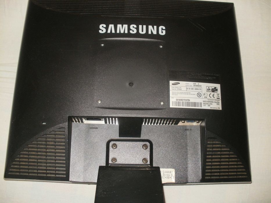 Monitor SAMSUNG SyncMaster 913v