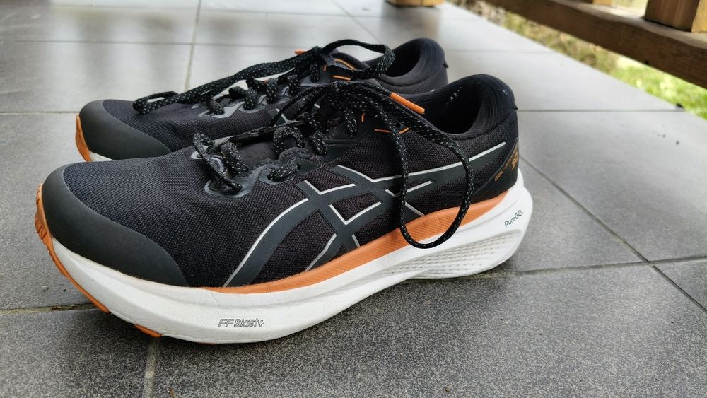 Buty męskie specjalne do biegania