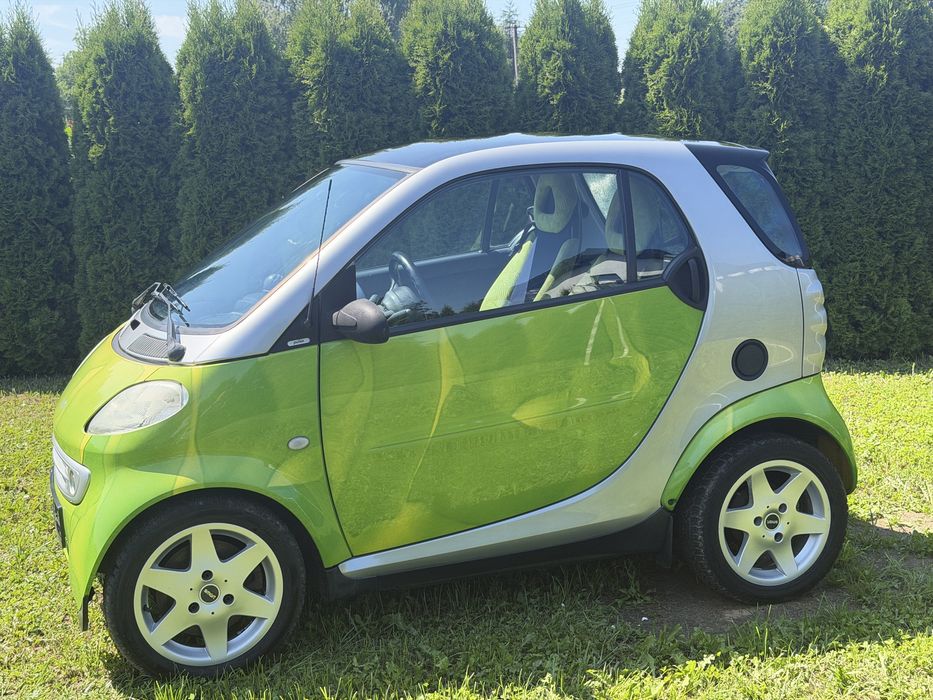 Sprzedam Smarta Fortwo, rocznik 2001, silnik 800cm, moc 41 KM